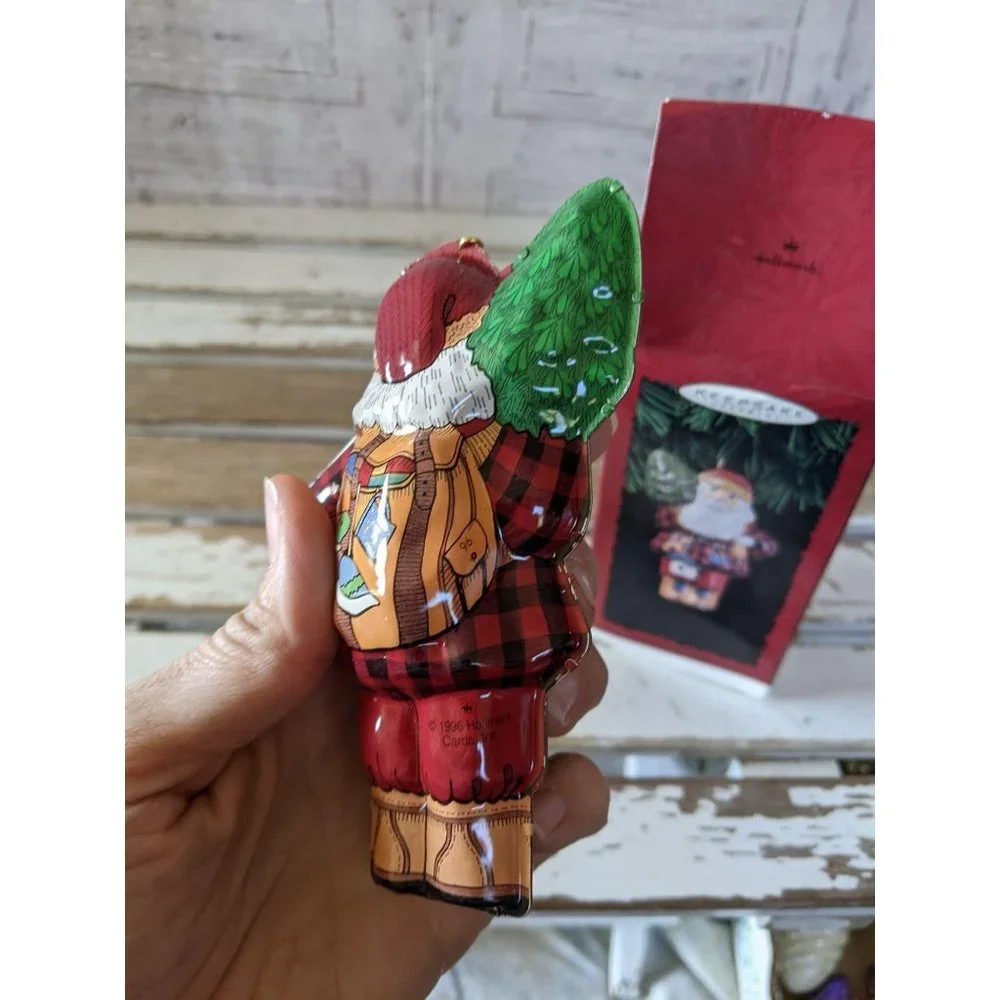 Hallmark woodland Santa Pressed Tin tree ornament‎